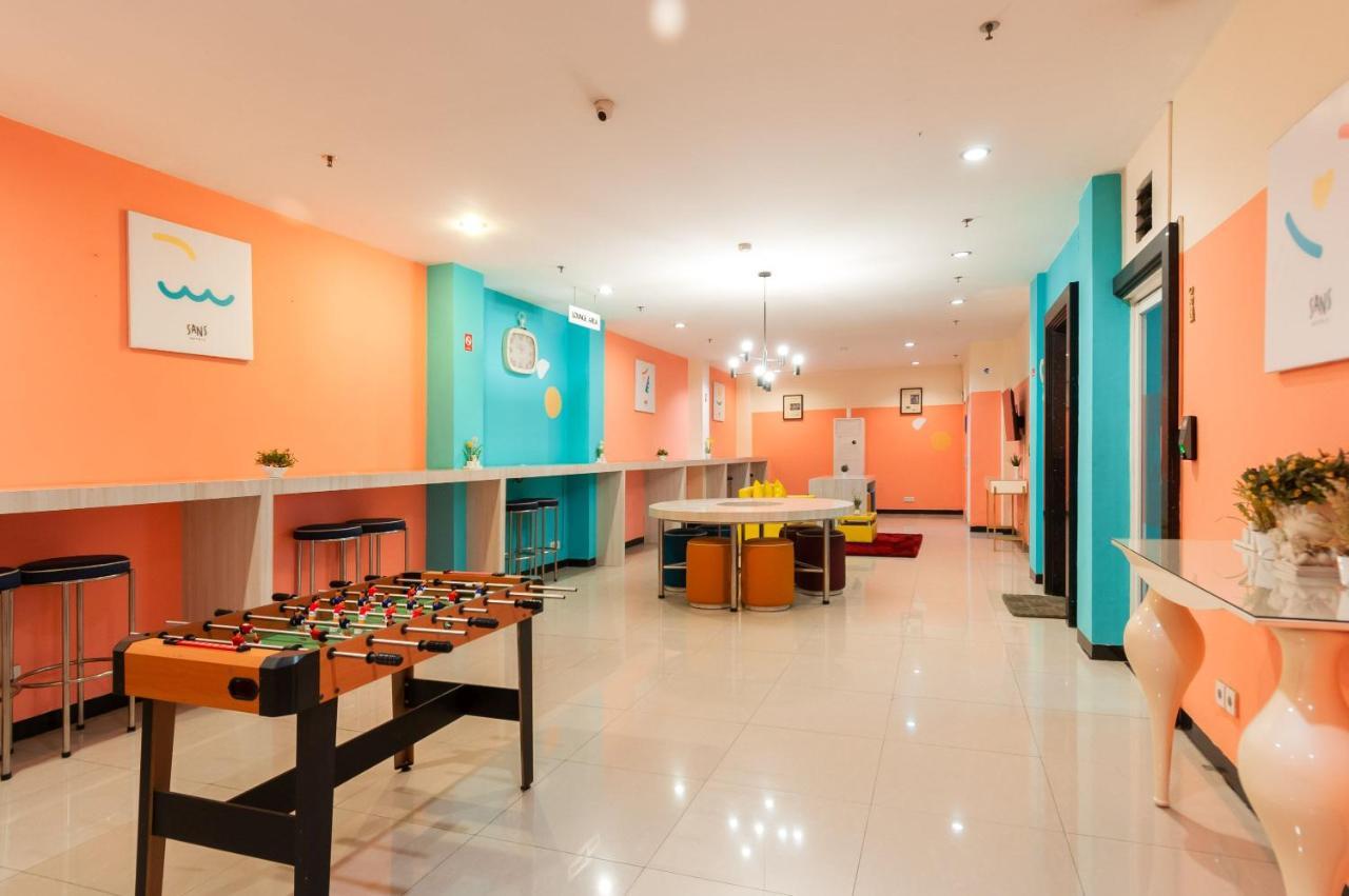 Sans Hotel Finest Медан Экстерьер фото